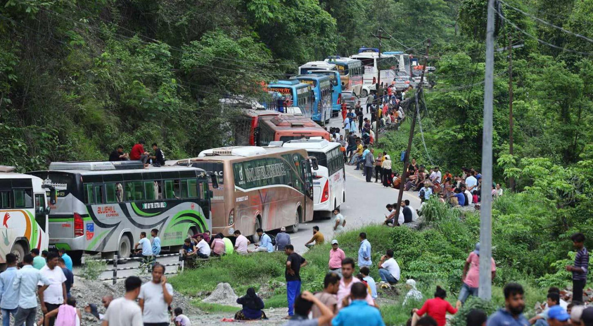 मलेखु-मुग्लिङ्ग सडकखण्ड ९ दिन रातिमा बन्द हुने