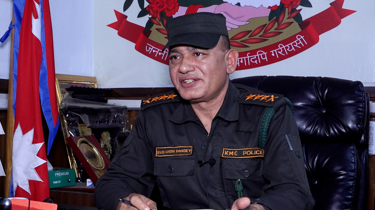 बालेनका प्रिय राजु पाण्डे ६ महिनाका लागि निलम्बित