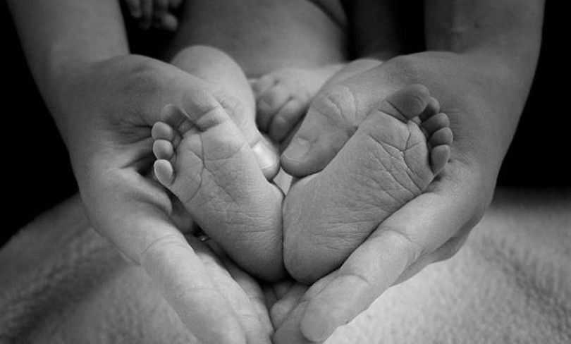 चार्जमा राखिएको सिटी सफारीबाट करेन्ट लाग्दा बालिकाको मृत्यु