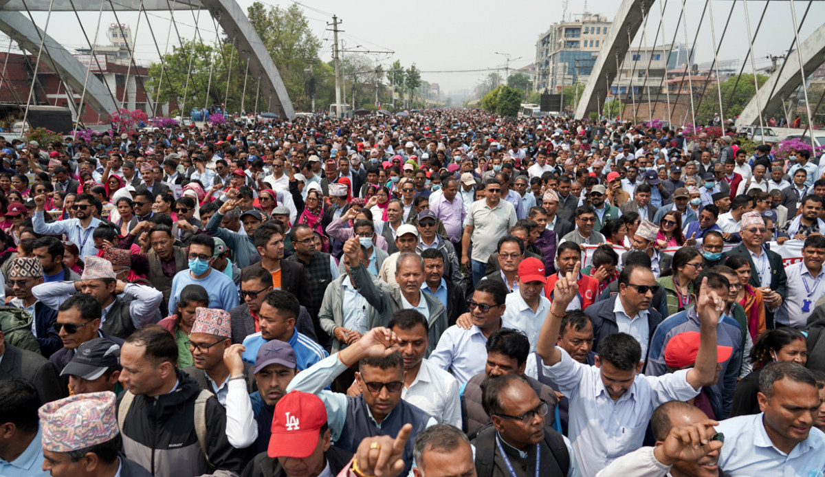 शिक्षकहरूको आन्दोलनमा घुसपैठ गरेको भन्दै एकजना पक्राउ