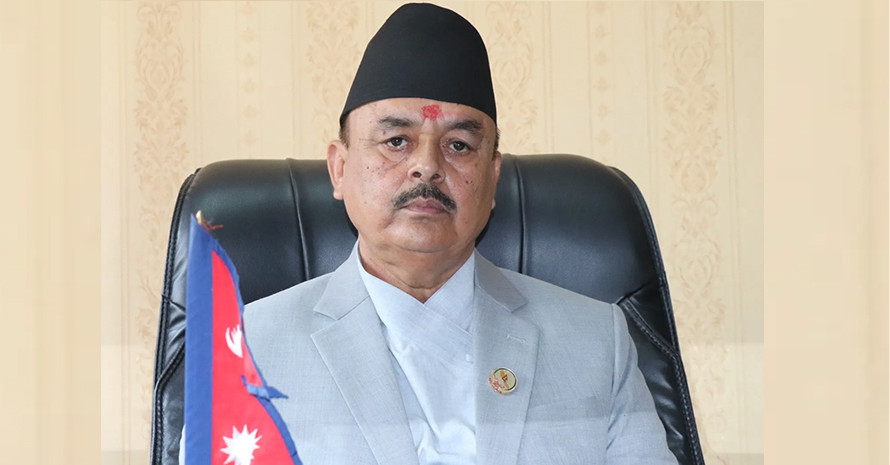 नेताप्रतिको असन्तुष्टी पोख्ने ठाउँ राजसंस्था जस्तो देखिएको मात्रै होः सांसद आचार्य