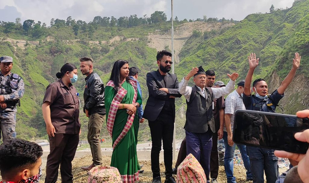 महानगरका कर्मचारी एकजुट भएपछि संकटमा मेयर बालेन र नगरप्रहरी प्रमुख