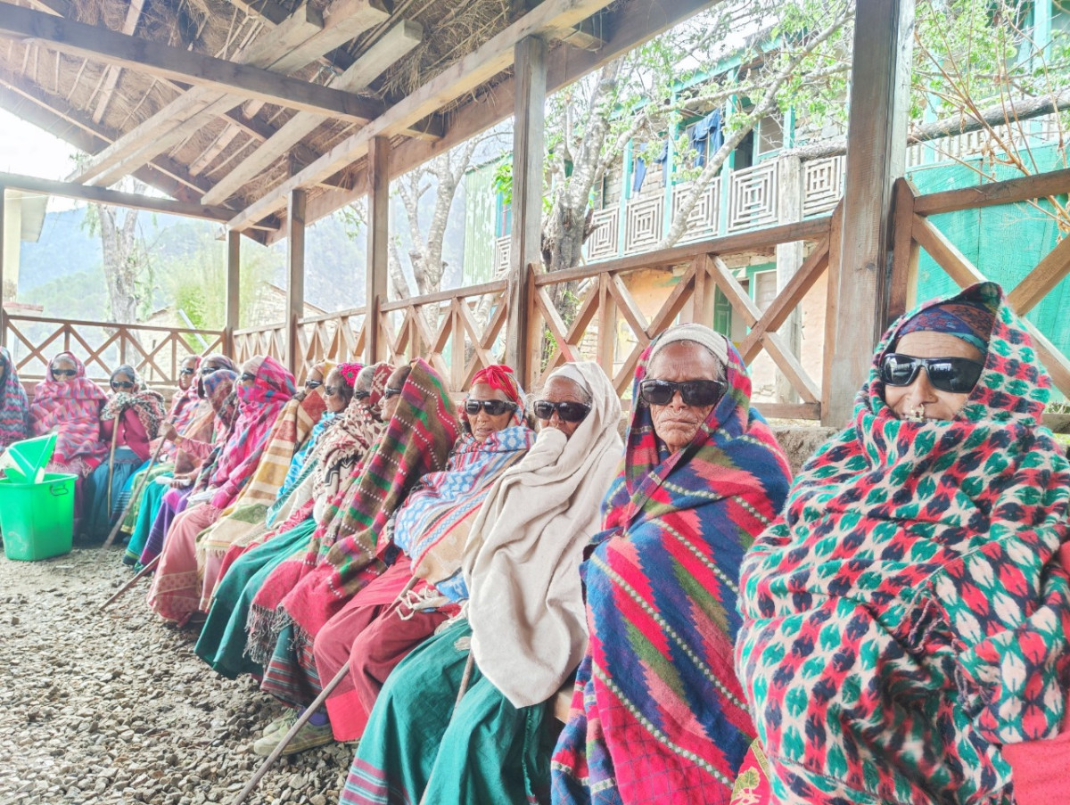 बर्षौपछि आँखाको ज्योती फर्किए पछिको खुशी...