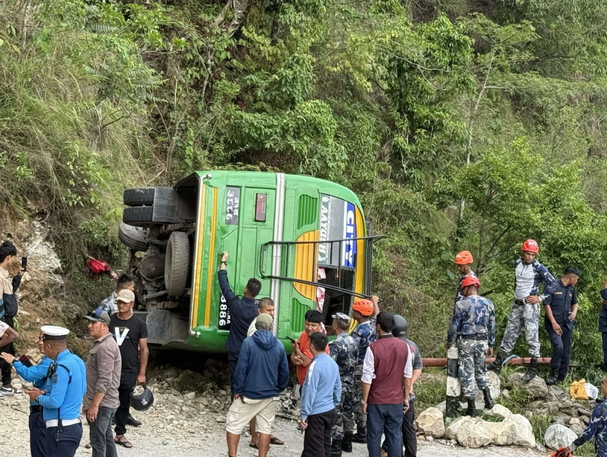 पोखरामा नगर बस दुर्घटना, २२ जना घाइते
