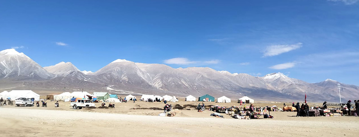 कोरोला नाकाबाट देखिएको नेपालतर्फको दृश्य