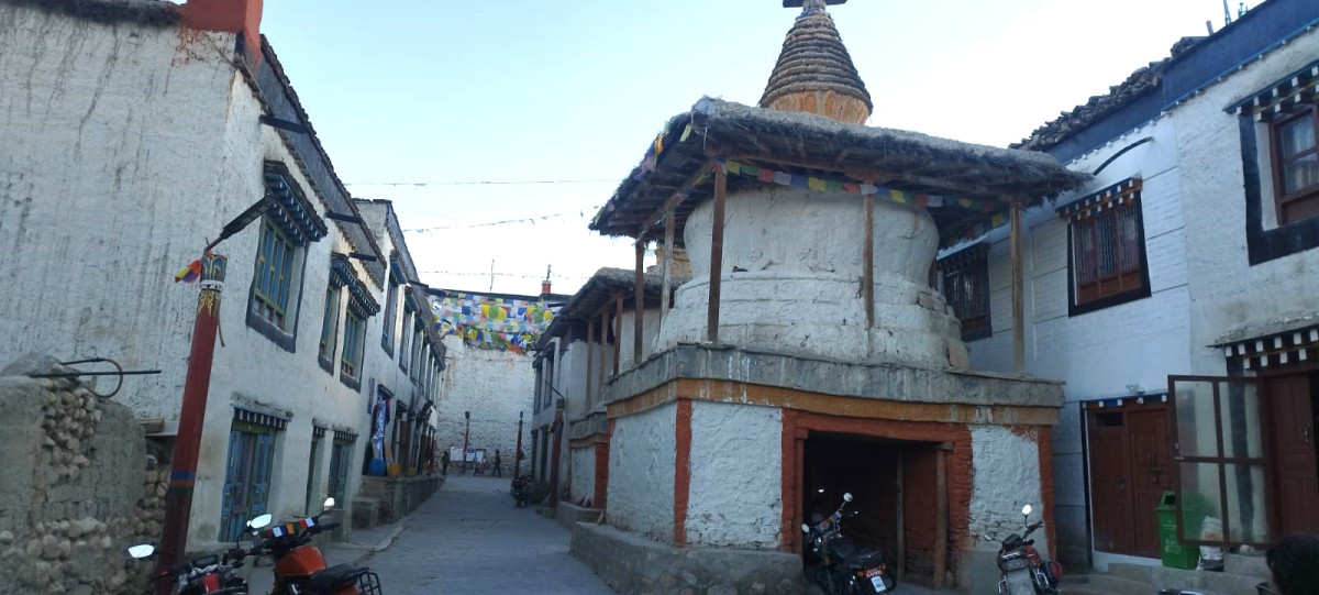 लोमान्थाङ दरबारको भित्री भाग