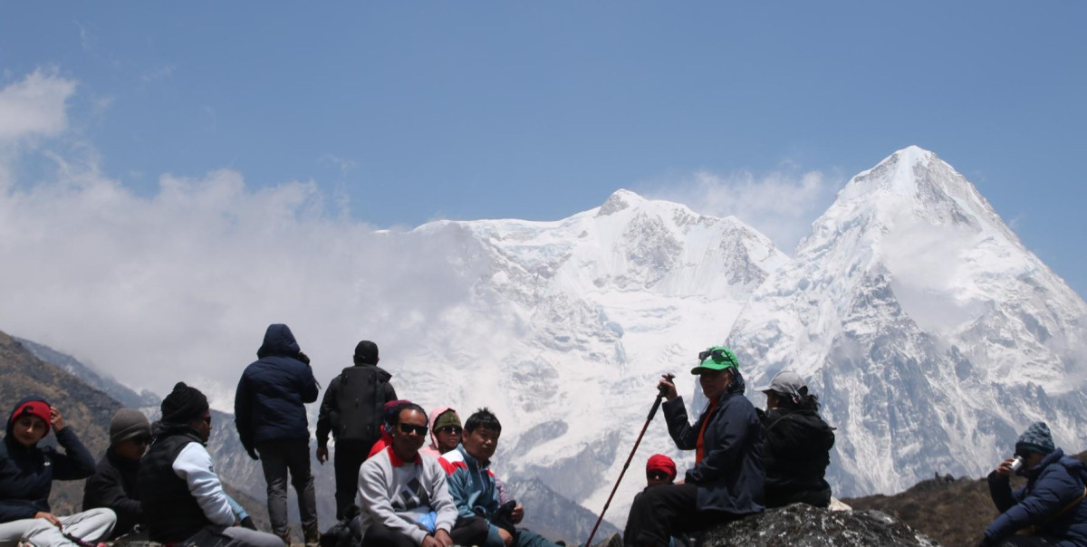 साहसिक यात्राका लागि कञ्चनजंघा हिमाल पर्यटकको रोजाइमा
