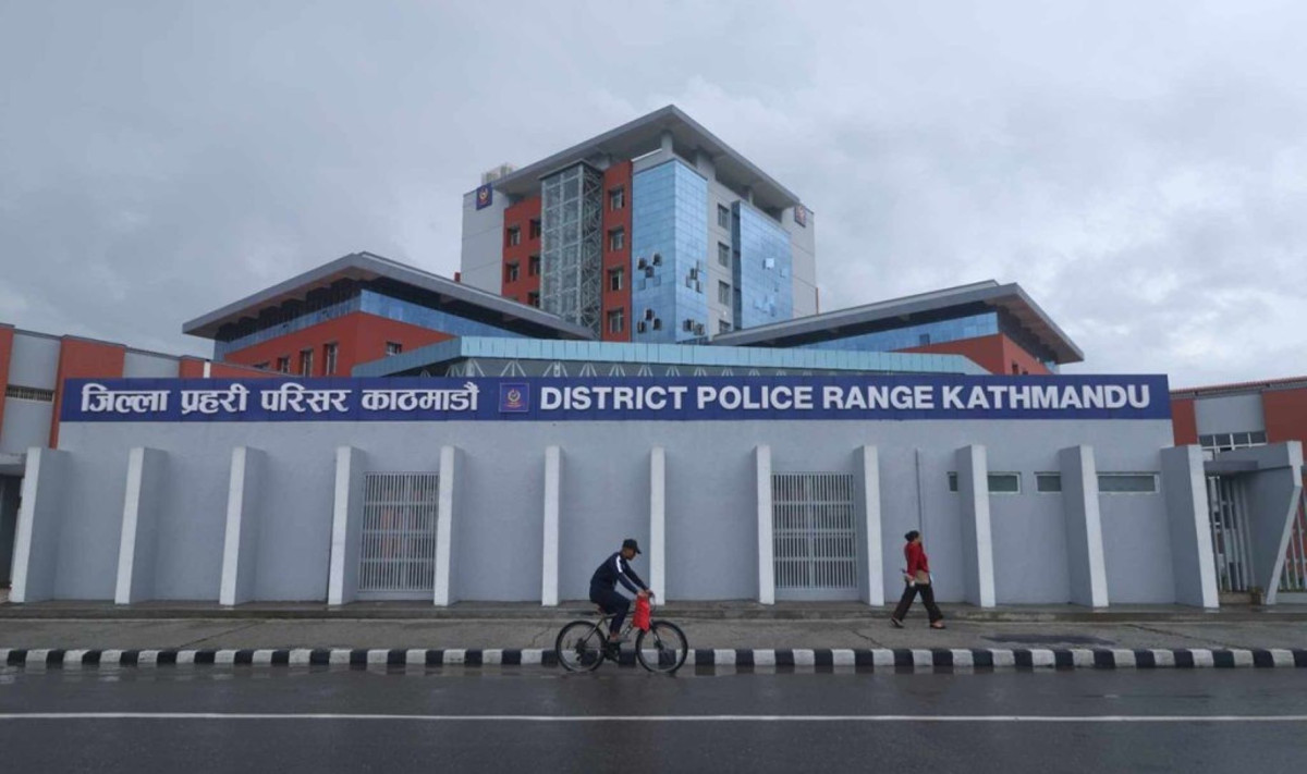 प्रहरी परिसर काठमाडौंबाट भागे थुनुवा