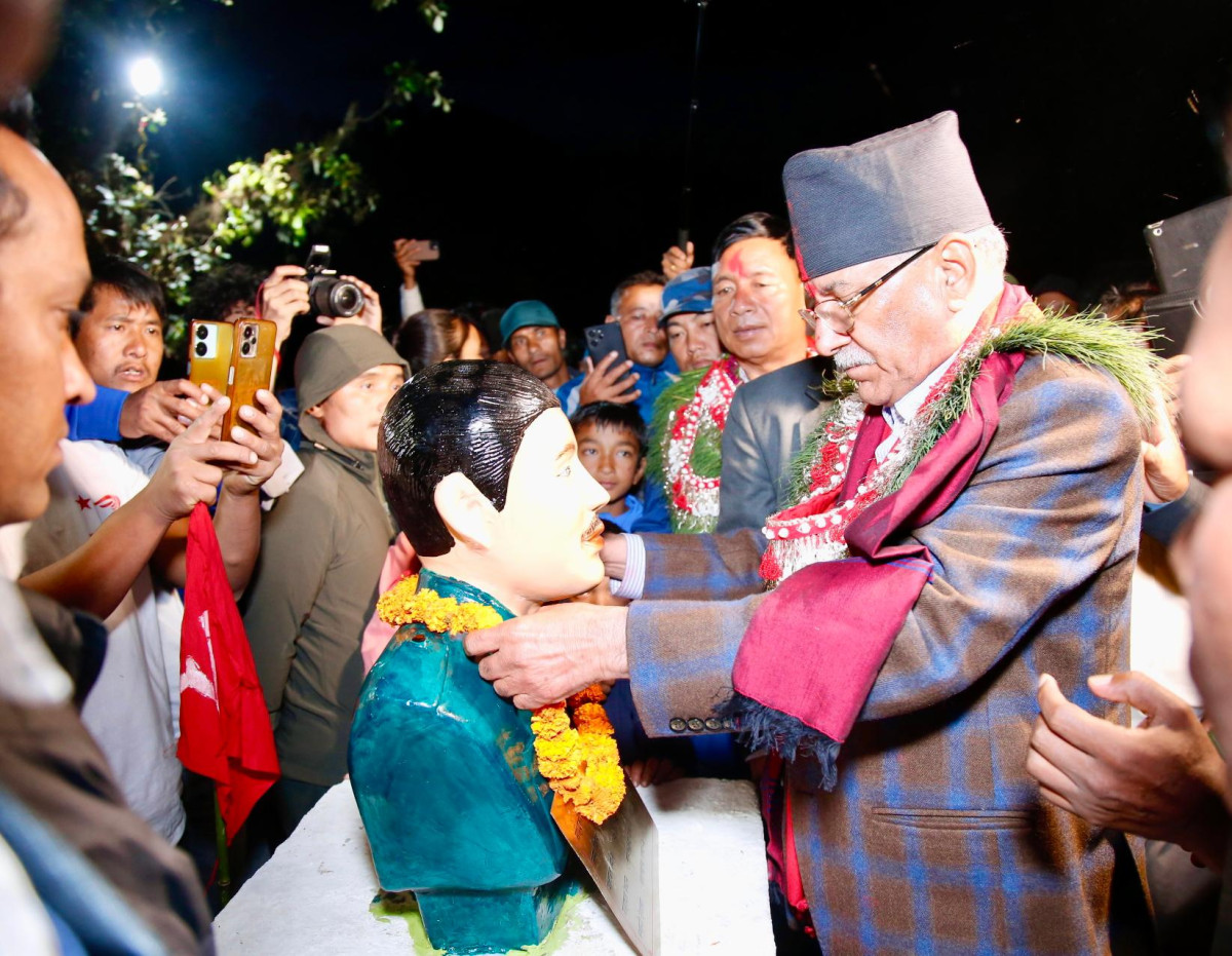 क्रान्ति अझै सकिएको छैनः प्रचण्ड