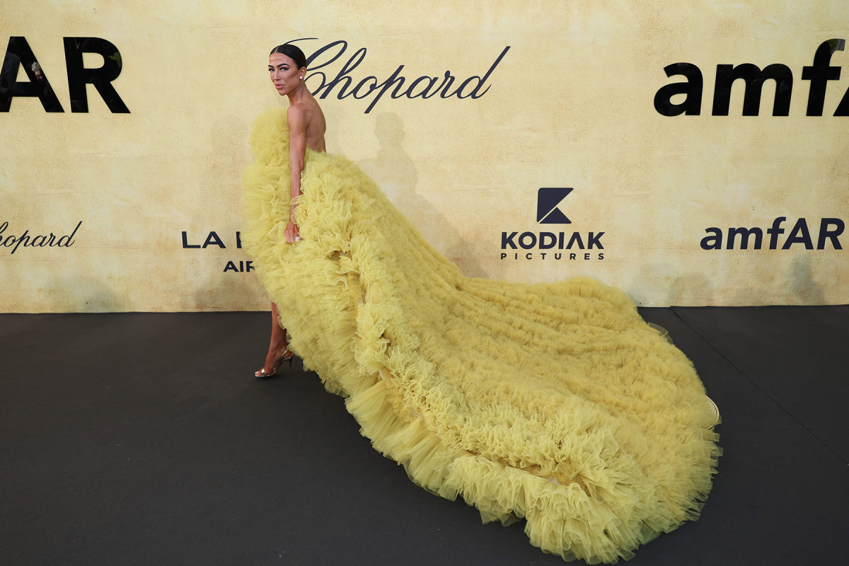 TOPSHOT: Influencer Skye Hankey Shines at 2025 amfAR Gala in Cannes