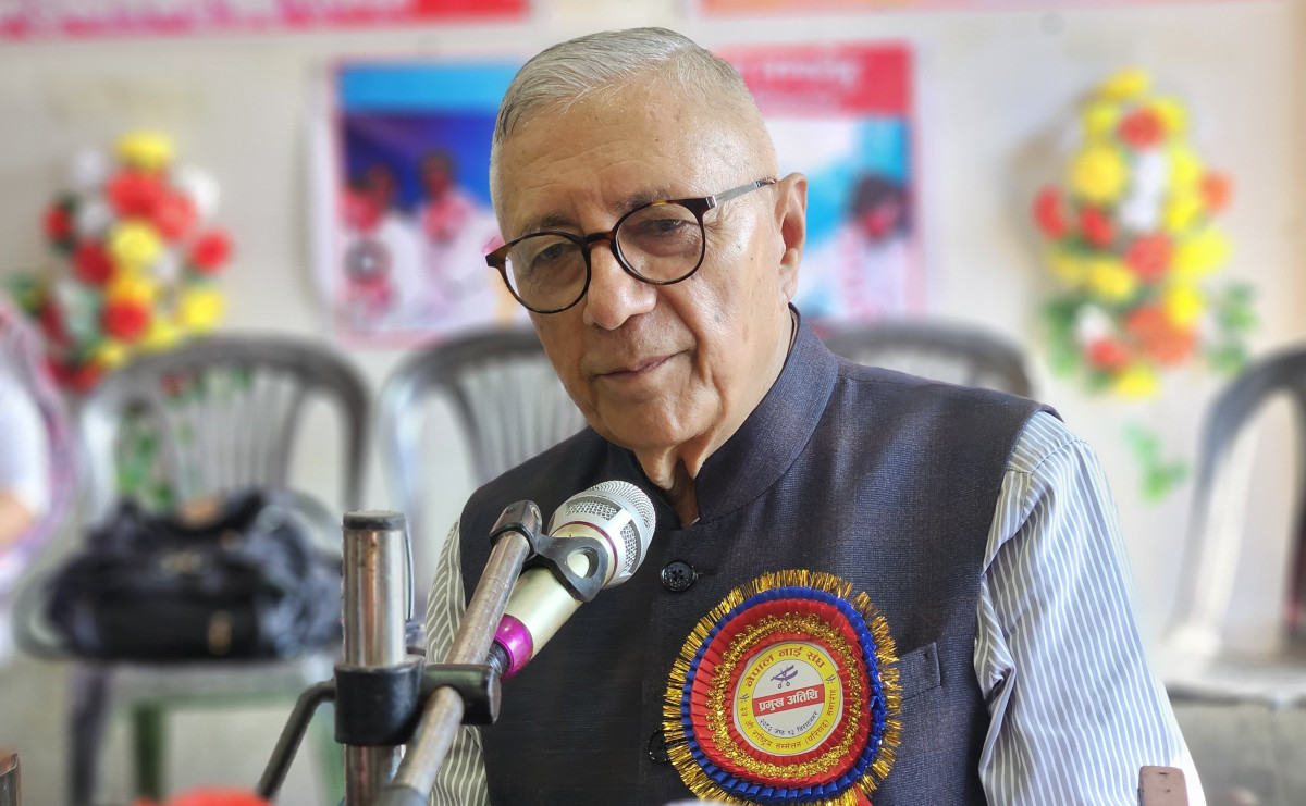 शेखर कोइरालाको प्रश्न- प्रधानमन्त्रीले जे जे गरेपनि काँग्रेसले छुट दिंदै जाने ?