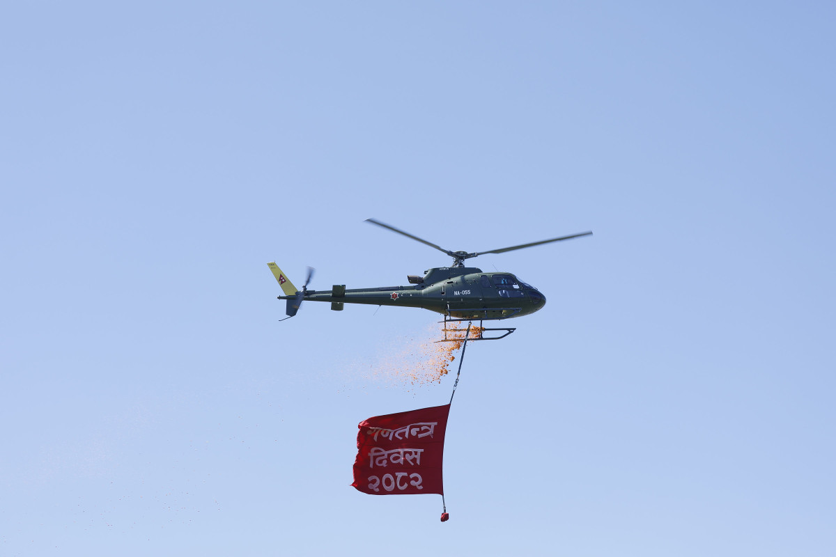 सैनिक मञ्च टुँडिखेलमा यसरी मनाइयो गणतन्त्र दिवस (तस्बिर)