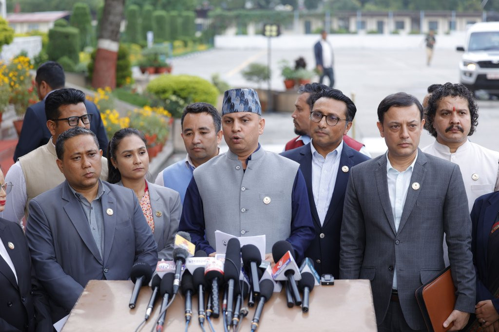 पार्टी नयाँ छ तर बेकुफ छैन, भिजिट भिसामा उधारो सम्झौता गर्दैनौंः रास्वपा