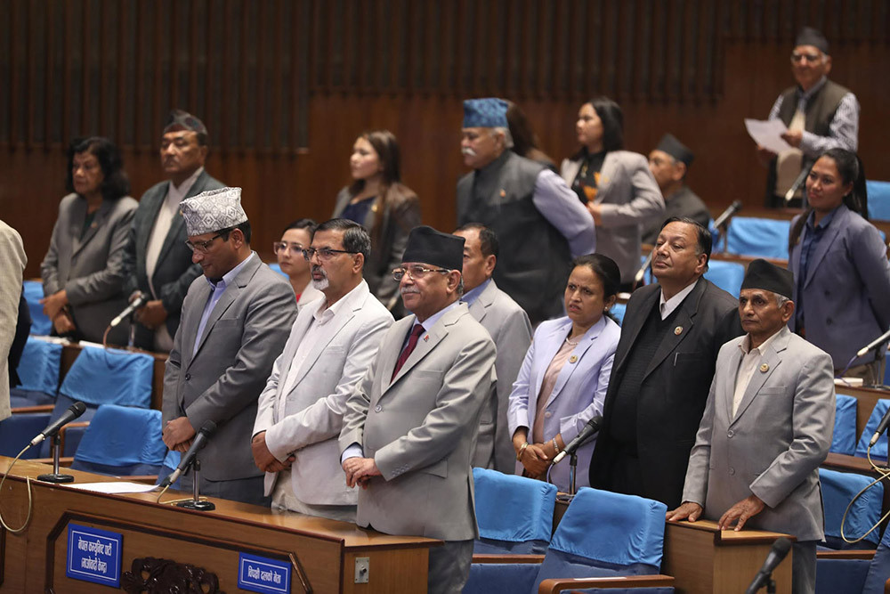 भिजिट भिसामा 'लेनदेन' को बोझमा माओवादी