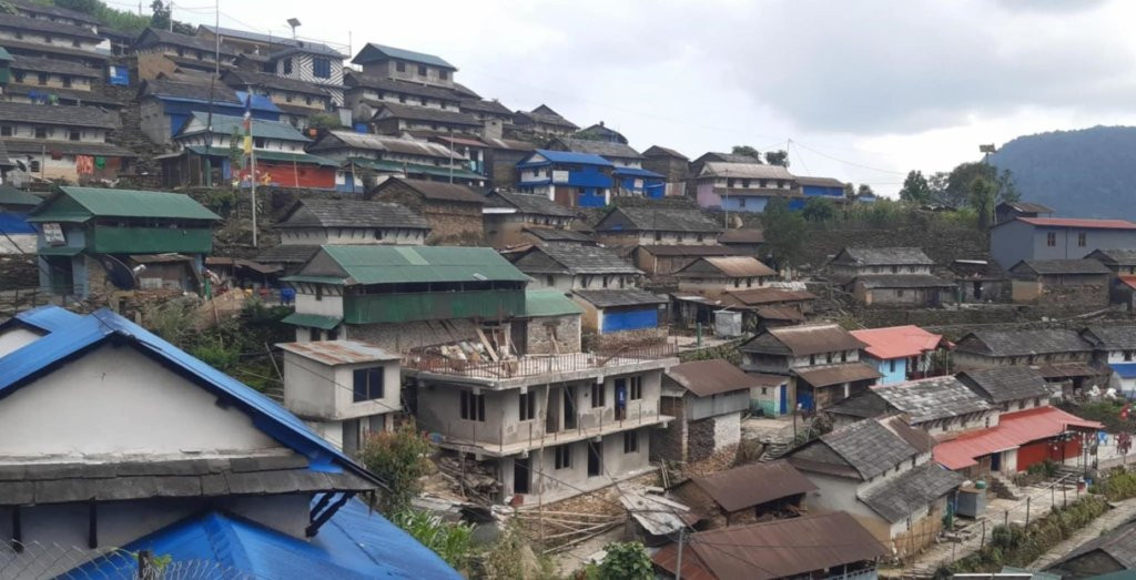 पर्यटक लोभ्याउँदै भुजुङ गाउँ