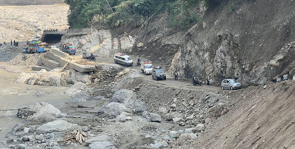 विपी राजमार्गमा राति यातायात सञ्चालनमा रोक