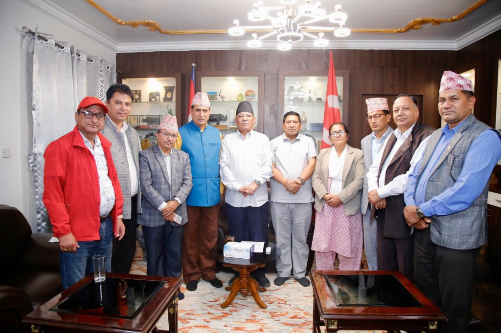 शिक्षकका मागमा सरकारले बहानाबाजी नगरोस् भनेर सदनको अवरोध हटाएका हौं: प्रचण्ड