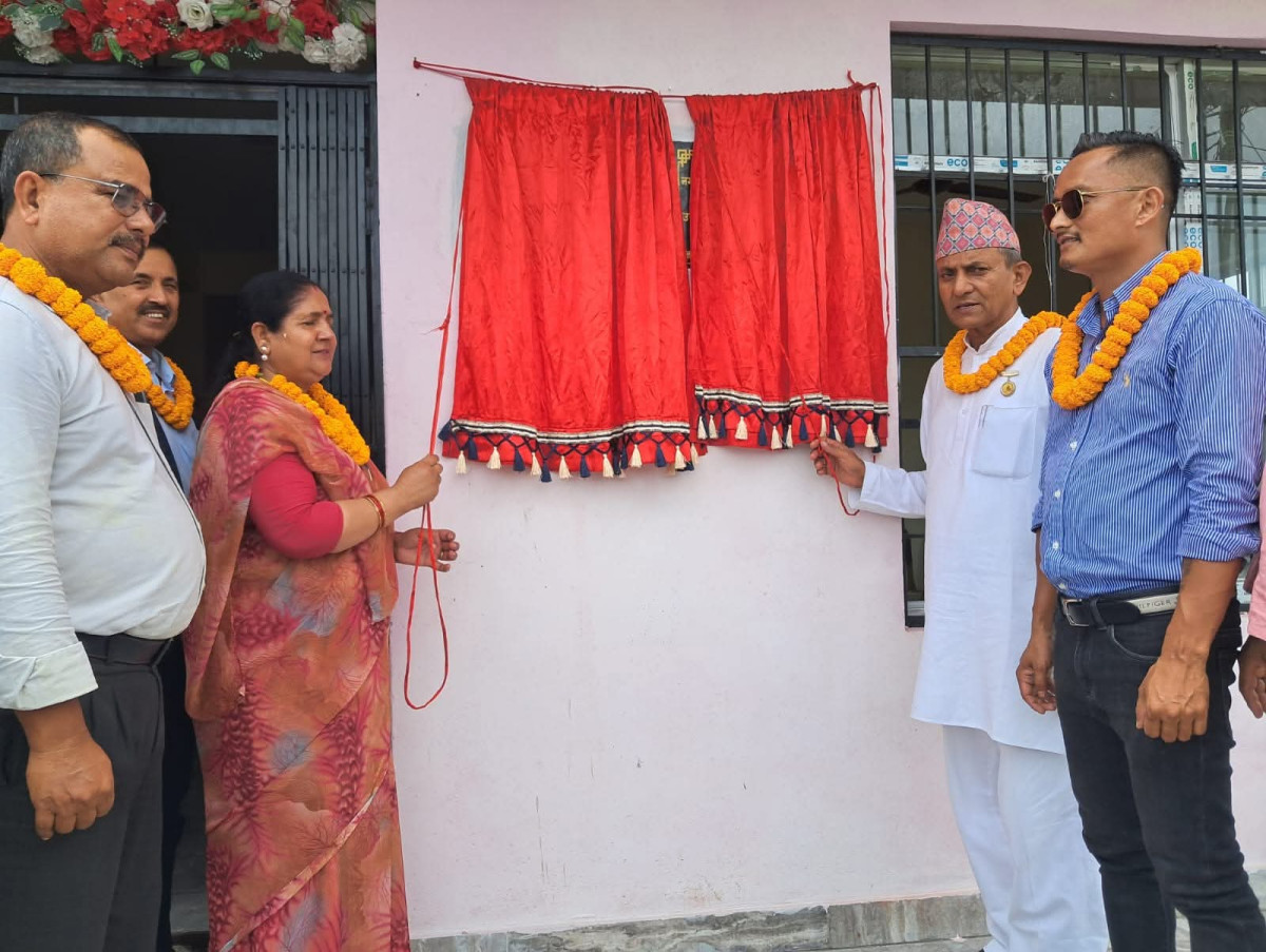 समानताको सिँढी: उर्लाबारीमा अपाङ्गमैत्री भवनको सुरुवात (फोटोफिचर)