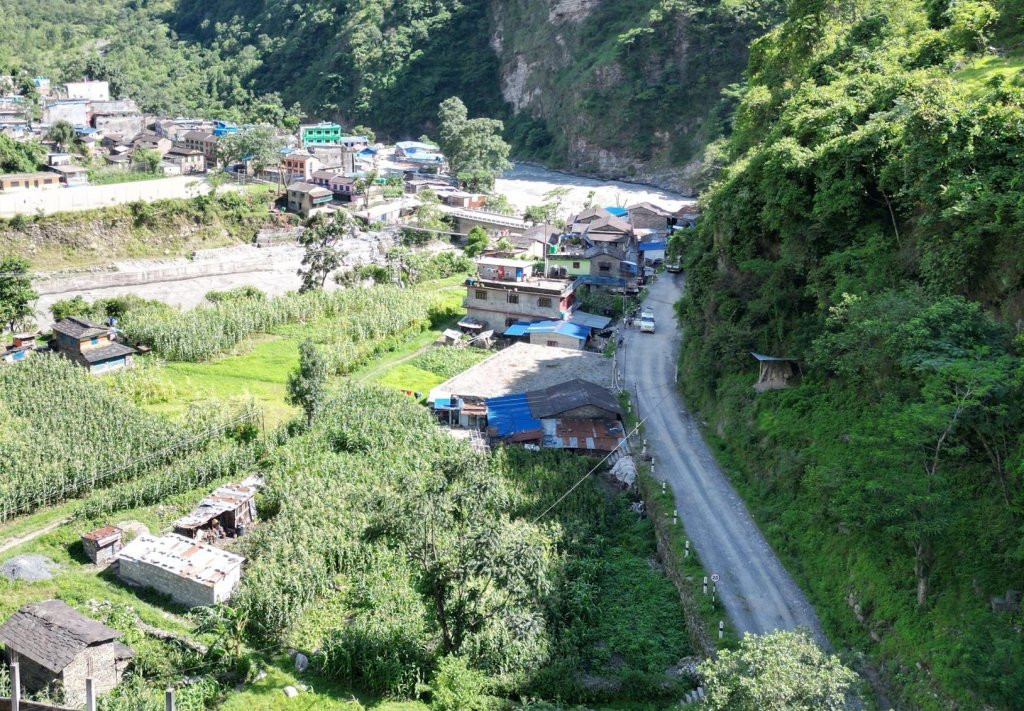 धवलागिरिको केन्द्र जोड्ने सडक स्तरोन्नति, कति छ लागत?
