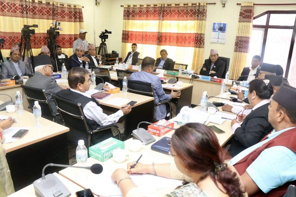 सभापति खतिवडा र सचिव दुरा माथिबाट परिचालित भए: माओवादी केन्द्र
