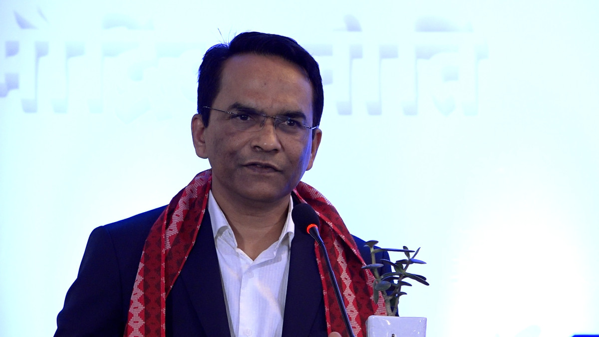अर्थतन्त्रको गतिमा कमी, मोनेटरी नीतिले मात्र सबै सम्भव छैनः गभर्नर पौडेल