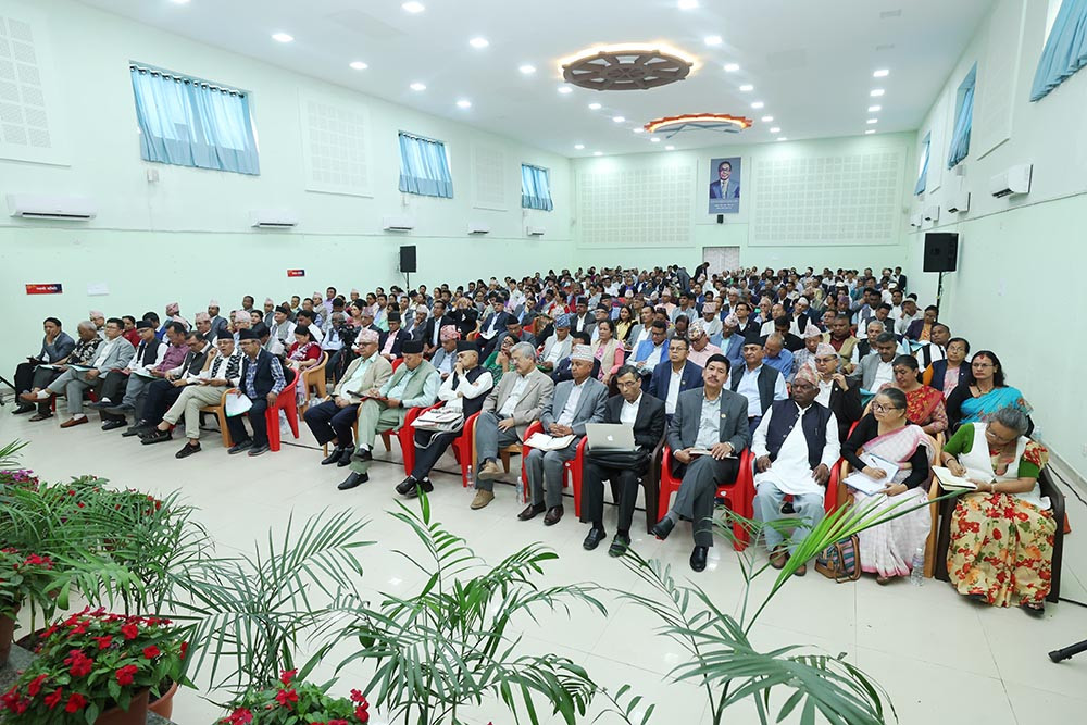 एमाले बैठकः च्यासलमा पत्रकारलाई सडकमै रोकियो