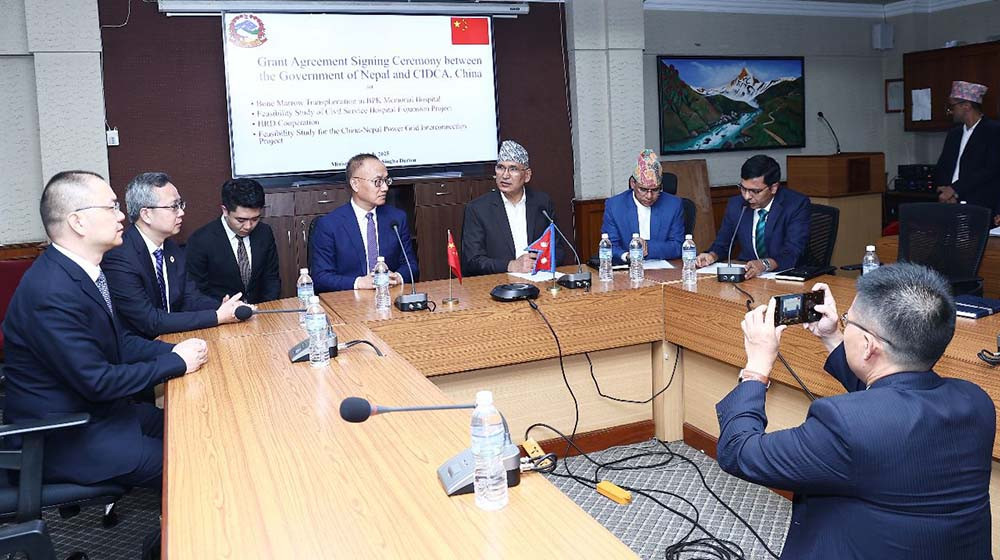 बाढीले पुर्याएको भौतिक संरचनाहरुको पुनर्निर्माणमा सहयोग गर्ने चिनीयाँ प्रतिबद्धता
