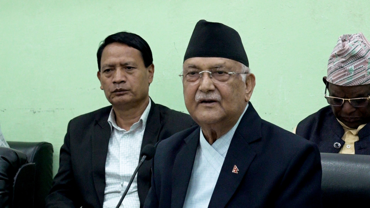 सिद्धान्त छोडेर भाग्ने र विरोधीसँग घाँटी जोडेर दुुनो सोझ्याउने काम पुुष्पलालले कहिल्यै गरेनन्ः प्रधानमन्त्री
