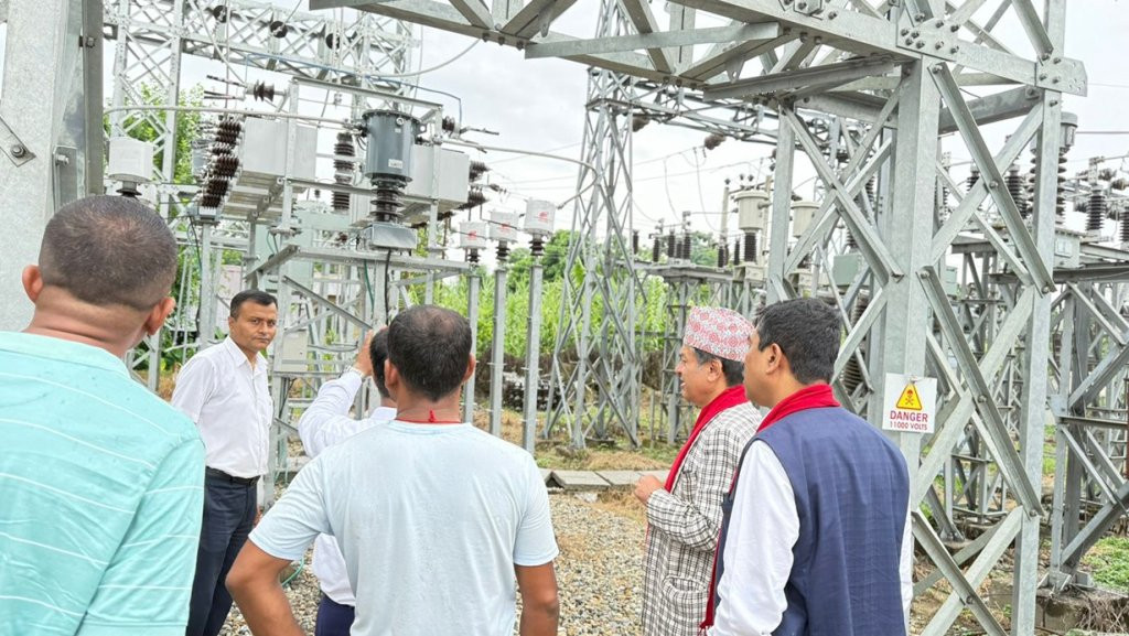 हितेन्द्रदेव अनुगमनमा पुग्दा चनौली सबस्टेशन प्रमुख नै अनुपस्थित