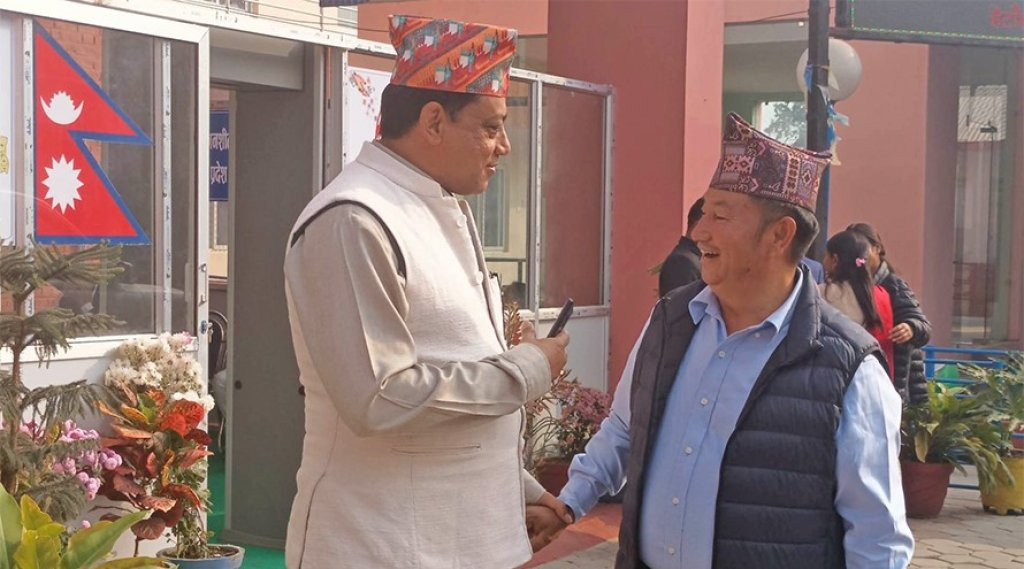 कांग्रेस बागमती: बानियाँले दिए उम्मेदवारी, मुख्यमन्त्री लामासँग प्रतिष्पर्धा
