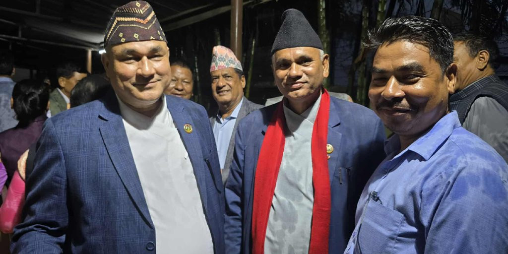 सुदूरपश्चिमका मुख्यमन्त्रीलाई पहिला समर्थन फिर्ता लिएको नाउपाको पनि विश्वासको मत