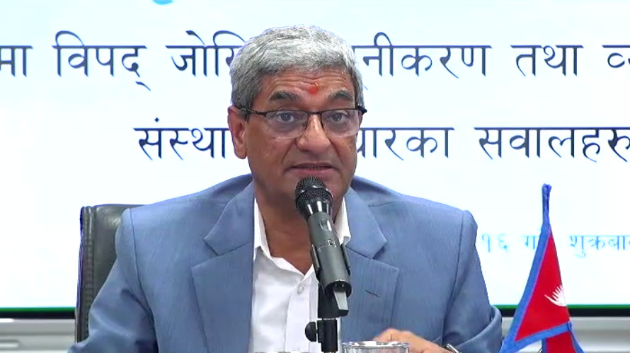 जुनसुकै बेला जे पनि हुनसक्छ भन्ने मानसिकताका साथ काम गर्नुपर्छः गृहमन्त्री लेखक