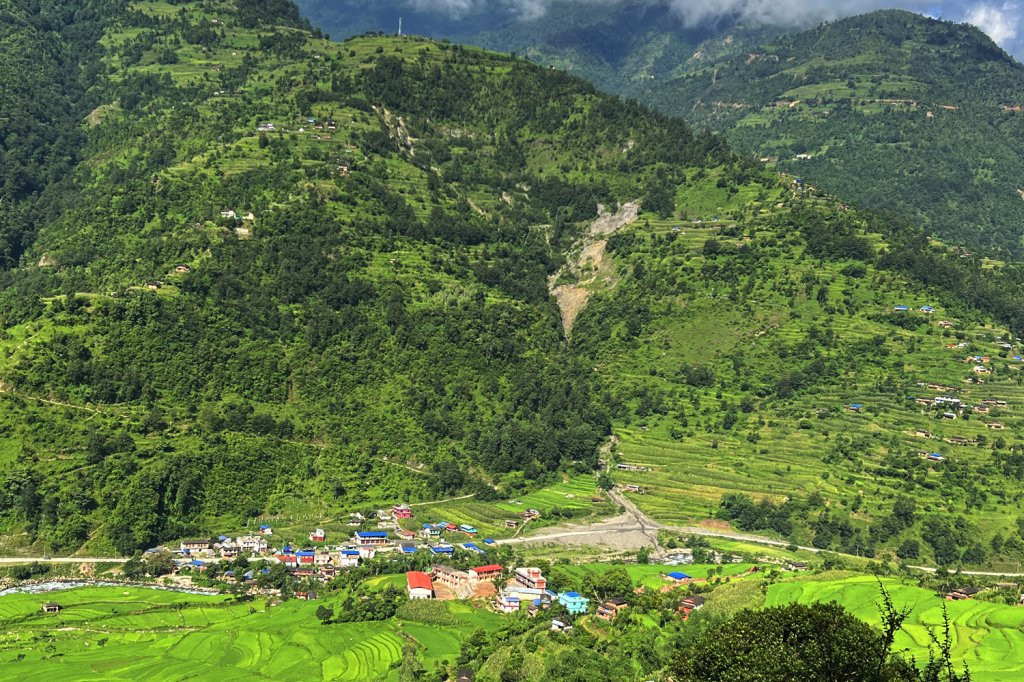 एउटै पालिकाका २,४३८ घर बाढी–पहिरोको जोखिममा